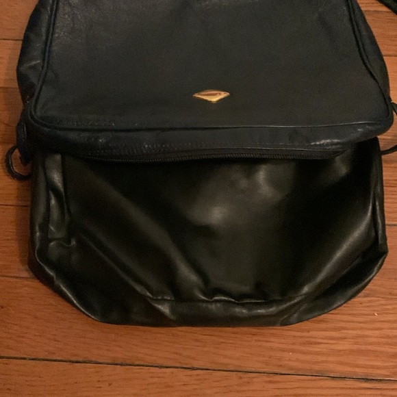 NWOT isanti leather bag (made in Italy) - Picture 11 of 14